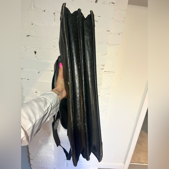 AUTHENTIC Bally Luxury Leather Briefcase - Picture 10 of 10